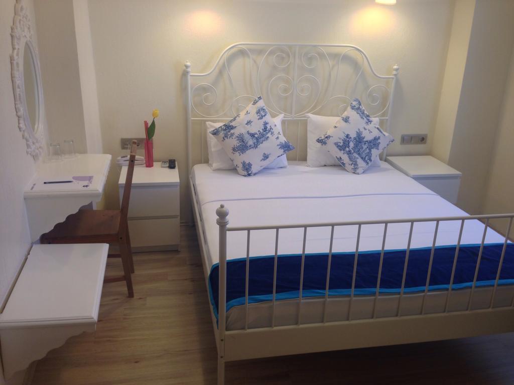 Ender Hotel (Adults Only) Айвалык Номер фото